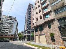 ★桃園站前特區/全新落成金店面