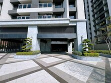 楠梓大學G3店鋪7米6面寬1+2金店