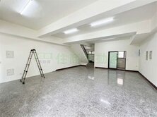 住商米粉-萬家福旁寬金店面