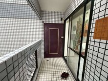南區高工長億南園3+1房休旅車位入門玄關