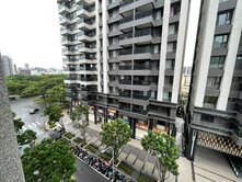 高大特區⭐️海龍之星三房平車⭐️雙衛浴開窗