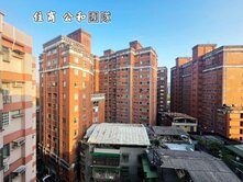 四號公園陽台大套房~
