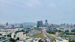 熱鬧非凡!義享天地大順民族輕軌站景觀明亮大四房平車