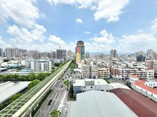 專)巴黎第六區~視野~裝潢大五房~獨立雙平車