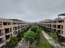 臨路百萬裝潢電梯別墅丨間間套房附陽台丨可營業登記
