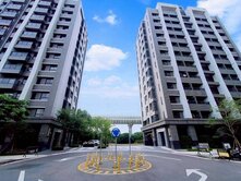 我承辦❗❗烏日市區九德捷運學區宅 輕齡視野兩房平車