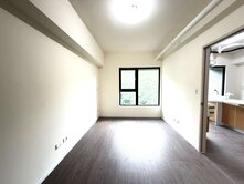 景安全新交屋電梯2房+平面車位/住商符店長