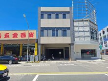 東區崇善路面百坪大店面.10年屋8米面寬