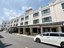 全新完工龍井學區林路前停透天美墅