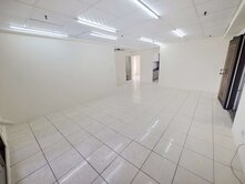 大里興大附中、仁愛醫院，次頂樓三房平車