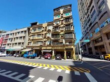 蔣好房⭐俗又大碗!三民建工商圈正16米路上騎樓透店