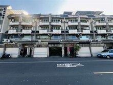 鳳頂特區/臨路６房正四樓車庫透天