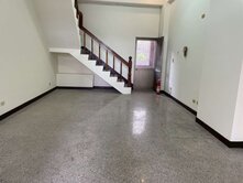 潭子74號旁美樓店