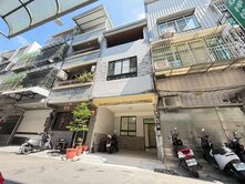 鳳山五甲一路翻新透天三樓