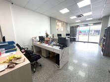 北安路稀有新順段大地坪透天店住