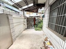 一中商圈黃金地段｜邊間2樓透天｜翻新危老首選