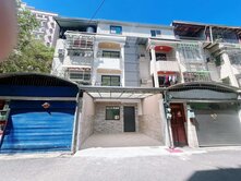 高雄美術館核心｜店住合一透天宅