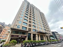 華勛典藏伊莎電梯四房車
