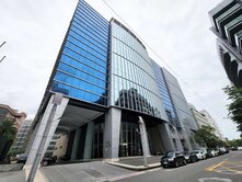 內科-國美時代頂級商辦大樓+坡平車位