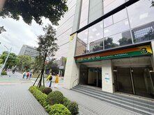 松江南京站1樓面學校公 園旁