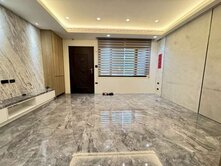 【專任】成功商圈｜臨路｜電梯別墅｜間間套房