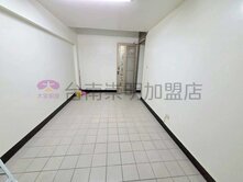 歸仁近黃昏市場孝親車庫透天