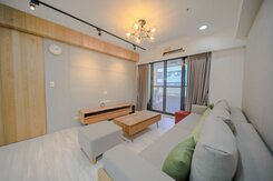 美術館高樓唯美裝潢採光三房車位