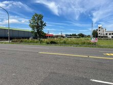 正海山西路雙面路乙種工業用地