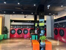 內壢火車站中壢工業區收租23間套房+店面三角窗透店