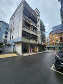 專任近東湖站,公立停車場,黃金三樓