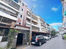 宜市泰山皇家DIY三樓3房358萬公寓-喻婍霖