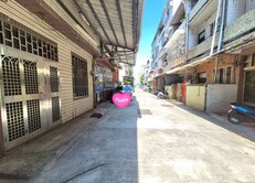 後驛商圈#約五米大面寬活巷透天#找我看價最甜