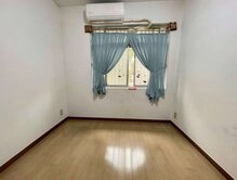 家樂福中興黃金二樓