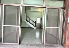  74號旁.精美樓店