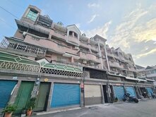 梓官｜區公所商圈#臨路店住車庫透天