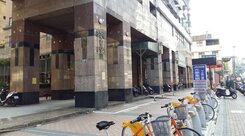 82東帝士平面車位