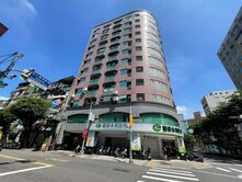 捷運公園百貨夜市機能美屋+車位-饒庭華太平洋房屋