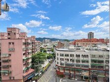 合家歡整新3房│近捷運站│一層2戶