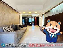 高雄農16旁丨巨蛋捷運1號出口丨三房平車大樓