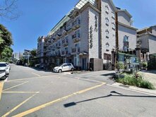 魏姐推薦～爵士堡電梯雙車美別墅鄰近G05捷運站