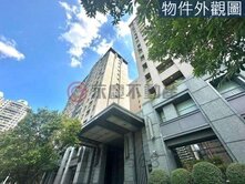 俯視823公園第一排 4改3房雙平車 惠宇青田