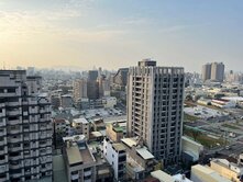 鳳山火車站旁質感2房｜新穎社區・方正格局・採光佳