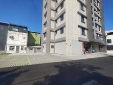 知卡宣公園旁全新2房華廈