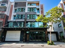 楠梓右昌商圈|稀有7米面寬G3店住|百萬裝潢