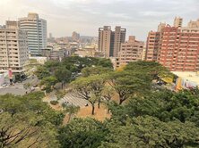 低總價巨蛋*公園旁有陽台大套房