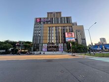 義享天地好市多新上國小輕軌一樓庭園8套房收租宅