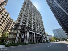 台灣大道首排｜W ONE｜正二房平車｜無邊際泳池