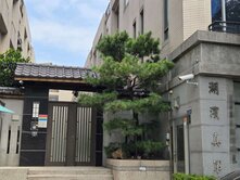 🎀南屯八期豐樂公園輕屋齡臨路別墅  「湖濱真第」