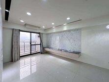 楠梓國中小旁★面校園採光無遮擋四房雙平車	