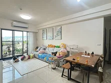 新光特區稀有輕屋齡櫻花青邁三房平車